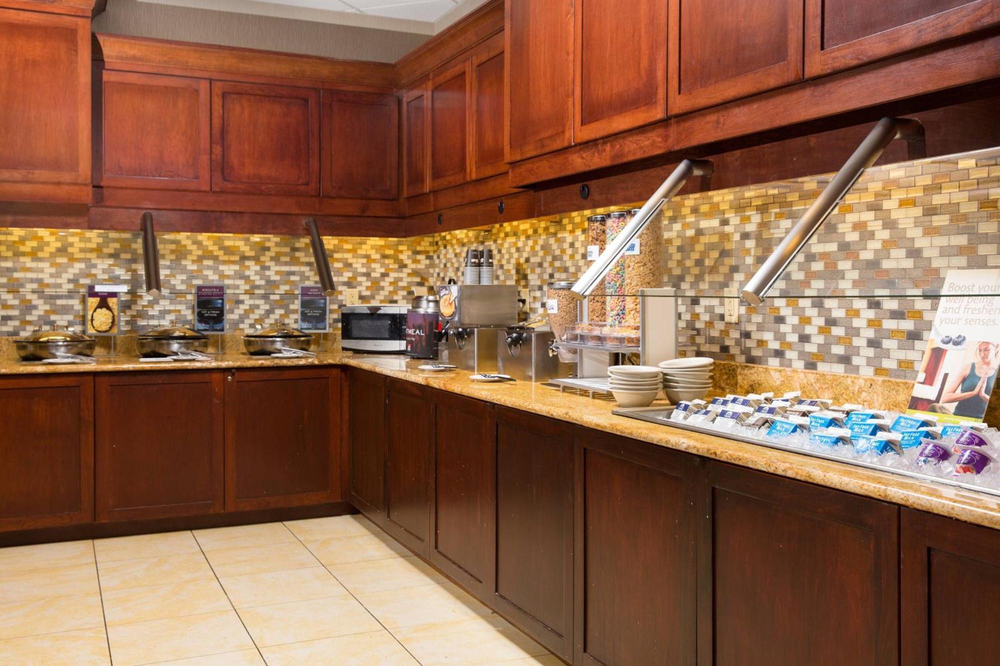 Residence Inn Kansas City Airport מראה חיצוני תמונה